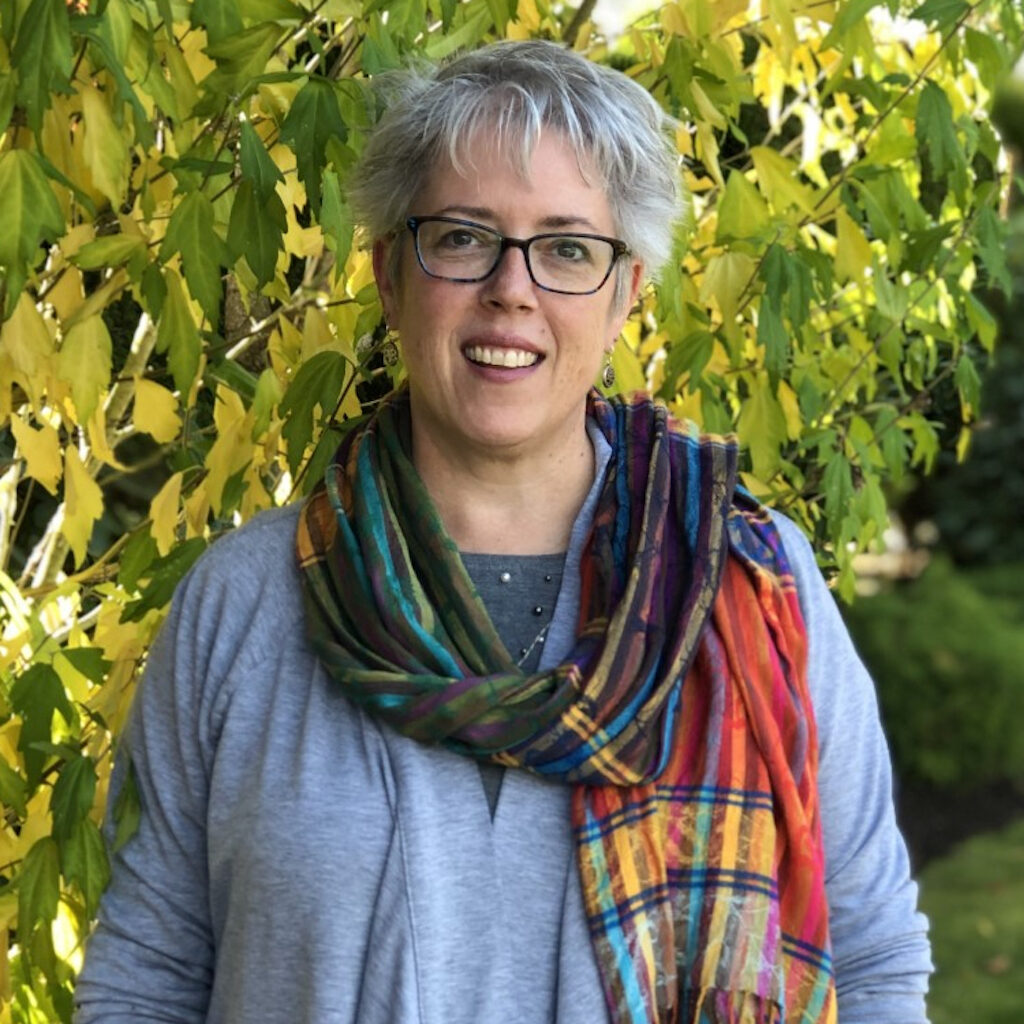 Tama Recker
